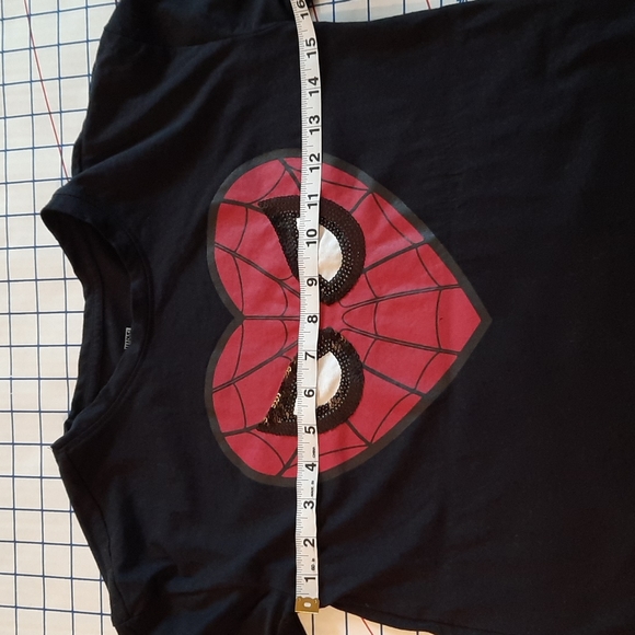 Marvel Spiderman Heart T-shirt - Picture 4 of 4